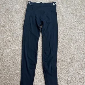 AYBL leggings size small